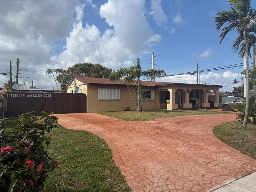Picture of 7590 W 14Th Ave, Hialeah FL 33014