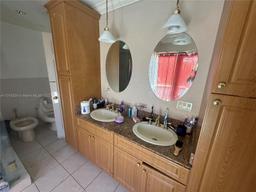 Picture of 7590 W 14Th Ave, Hialeah, FL 33014