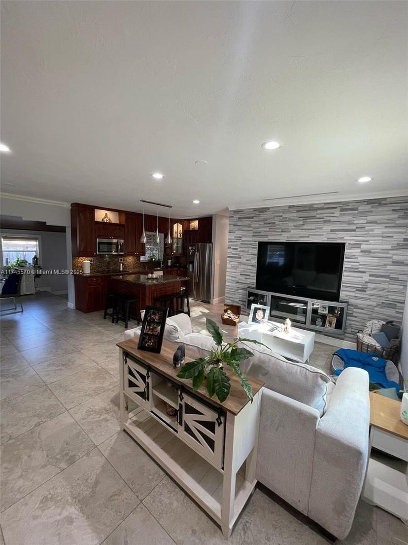 Picture of 1787 NE 174Th St, North Miami Beach FL 33162