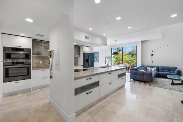 Picture of 10655 NE Quaybridge Ct # C3, Miami FL 33138
