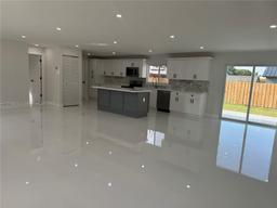 Picture of 14851 SW 71St St, Miami, FL 33193
