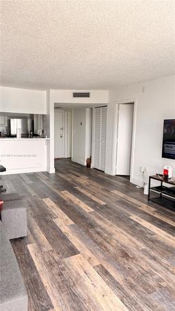 Picture of 4174 Inverrary Dr # 906, Lauderhill, FL 33319