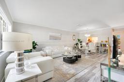 Picture of 10708 NW 10Th St # 1, Pembroke Pines, FL 33026