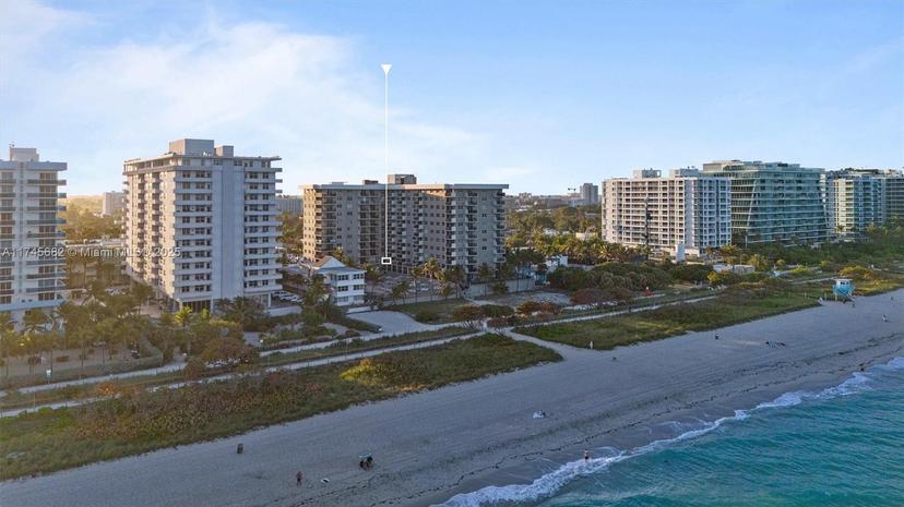 Picture of 9273 Collins Ave # 201, Surfside FL 33154