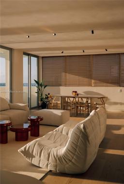 Picture of 800 West Ave, Miami Beach, FL 33139