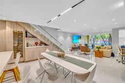 Picture of 7584 SW 102Nd St # 101, Pinecrest, FL 33156