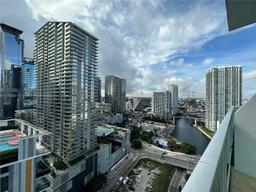 Picture of 41 SE 5Th St # 1714, Miami, FL 33131