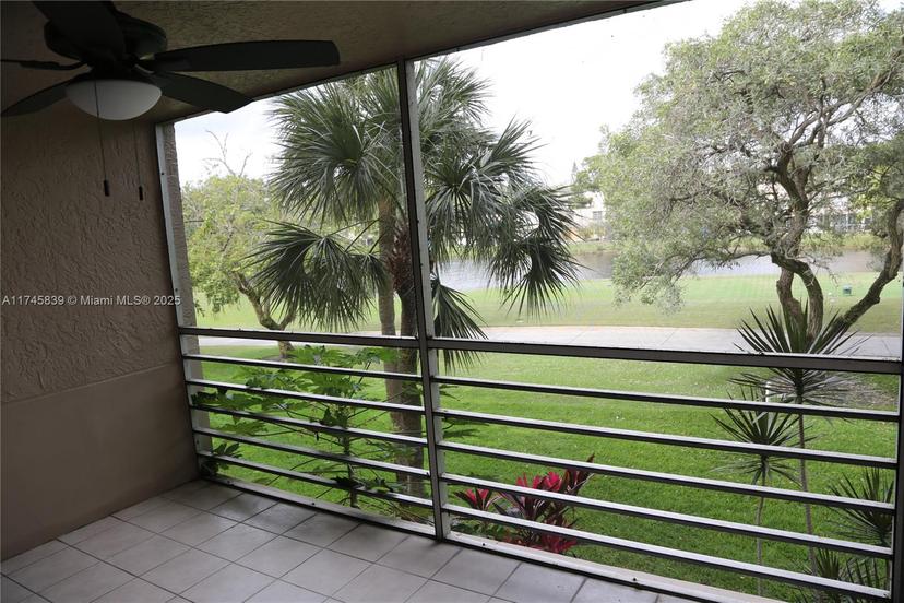 Picture of 1811 Sabal Palm Dr # 206, Davie FL 33324