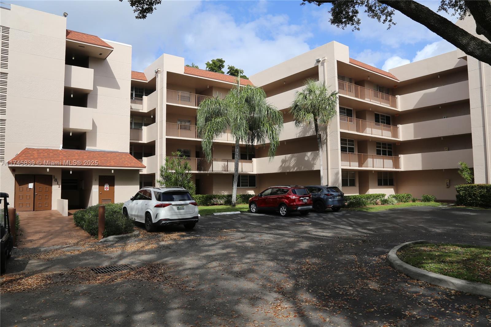 Picture of 1811 Sabal Palm Dr # 206, Davie, FL 33324