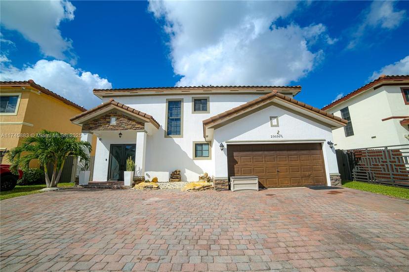 Picture of 23030 SW 114Th Path, Miami FL 33170