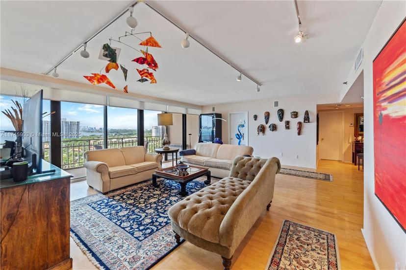 Picture of 11113 Biscayne Blvd # 1653, Miami FL 33181