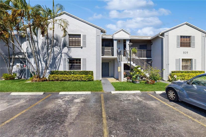 Picture of 809 Hamilton Dr # 809F, Homestead FL 33034