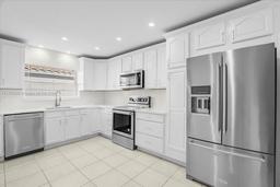 Picture of 9068 Pine Springs Dr, Boca Raton, FL 33428