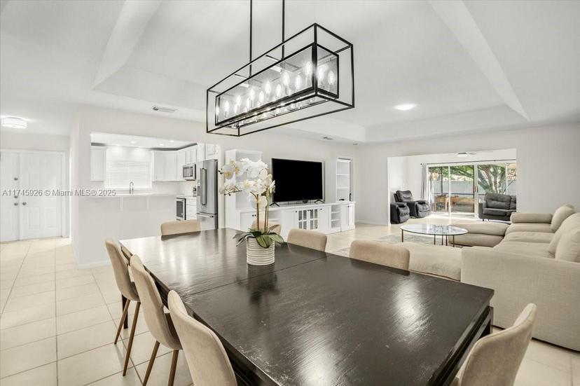 Picture of 9068 Pine Springs Dr, Boca Raton FL 33428