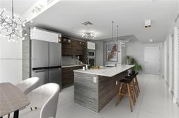 Picture of 460 NE 28Th St # 1203, Miami, FL 33137
