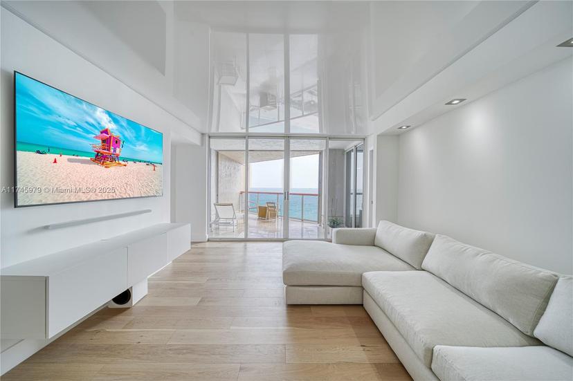 Picture of 6767 Collins Ave # 1706, Miami Beach FL 33141
