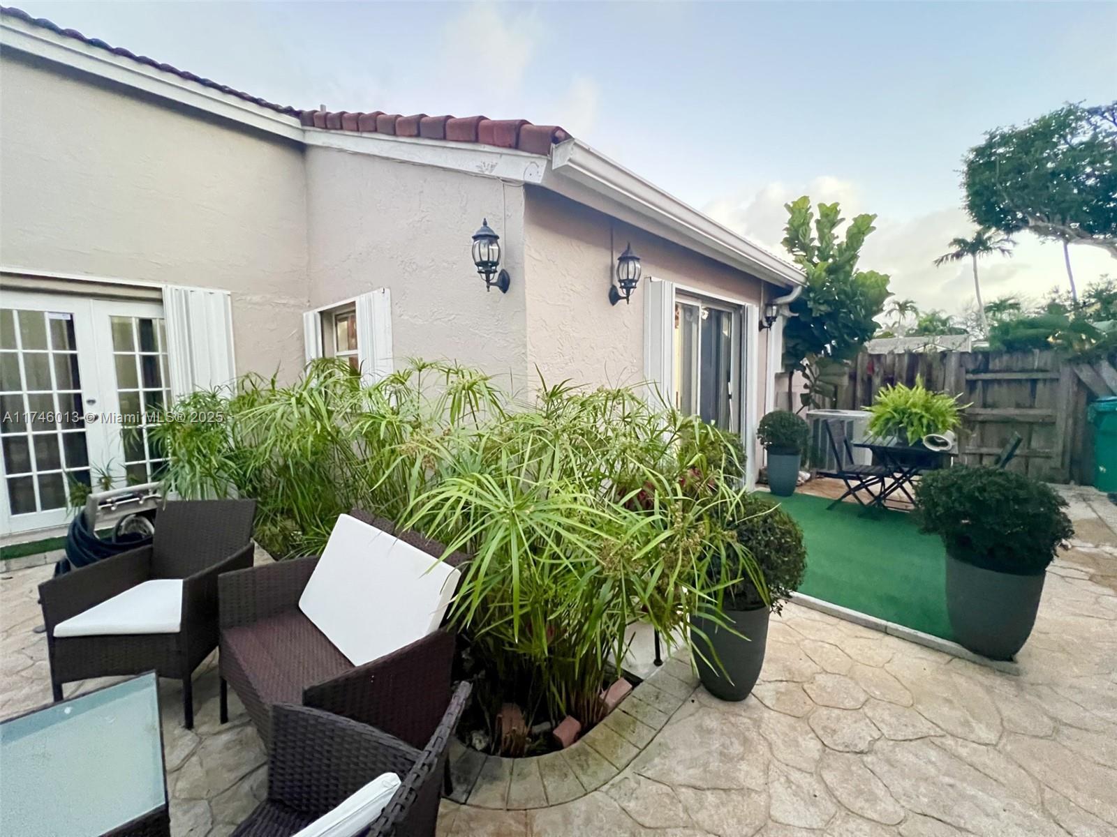 Picture of 11769 SW 92Nd Ln, Miami, FL 33186
