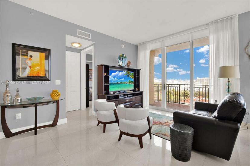 Picture of 1607 Ponce De Leon Blvd # 10A, Coral Gables FL 33134