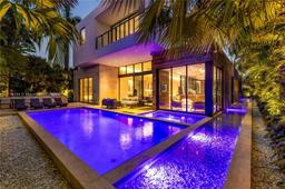 Picture of 250 Ocean Blvd, Golden Beach, FL 33160