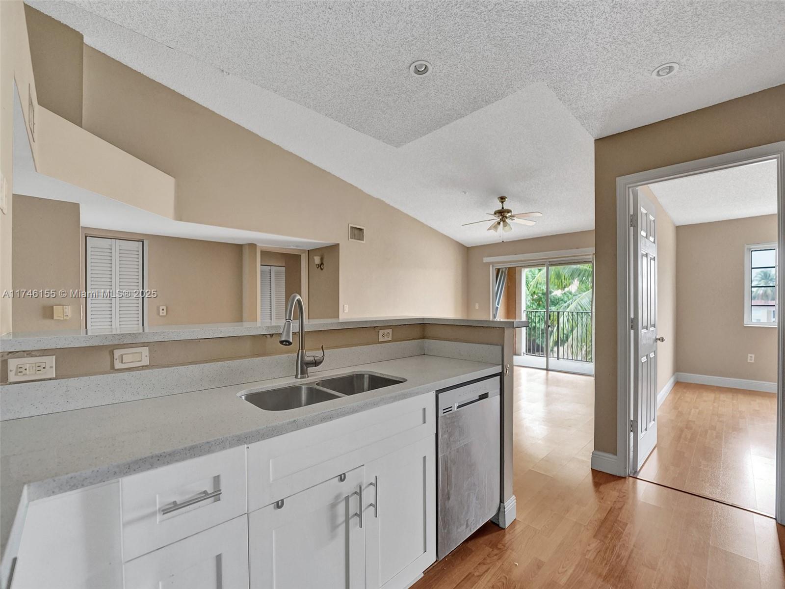 Picture of 2031 Renaissance Blvd # 304, Miramar, FL 33025