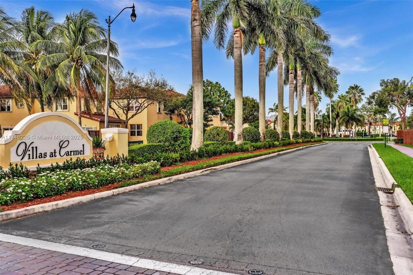 Picture of 1395 NE 33Rd Ave # 26, Homestead FL 33033