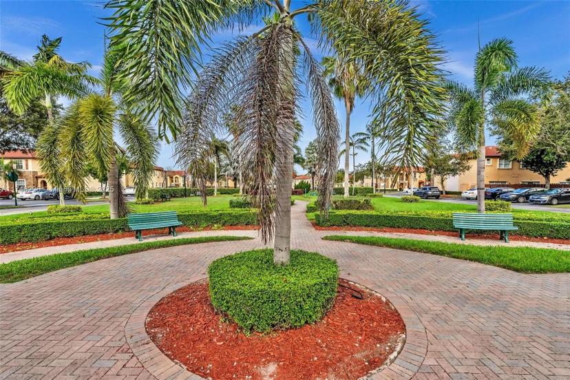 Picture of 1395 NE 33Rd Ave # 26, Homestead FL 33033