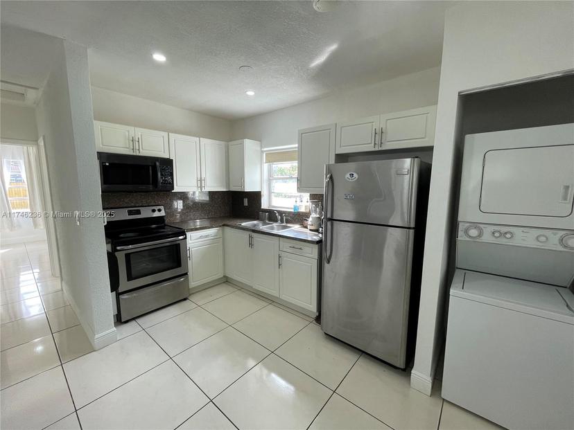Picture of 1758 NE 174Th St, North Miami Beach FL 33162