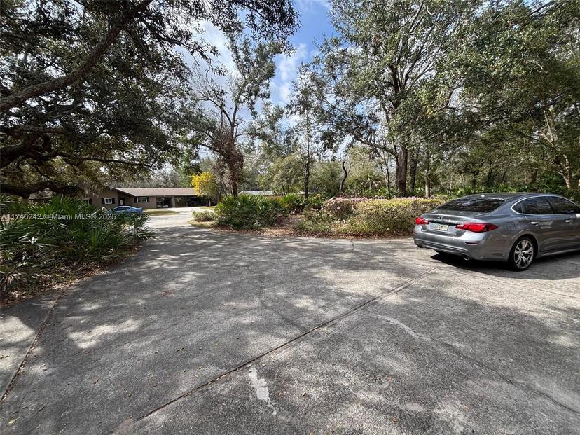 Picture of 3737 Country Oaks Lane, Lake Wales FL 33898