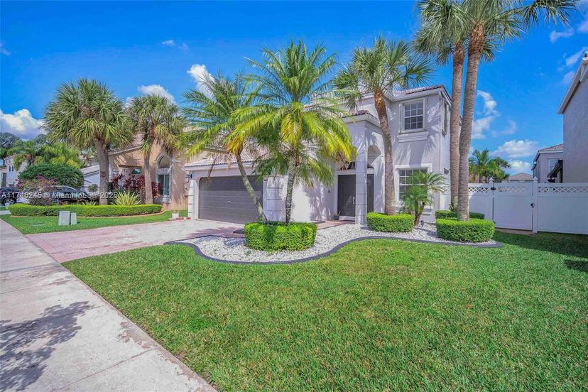 Picture of 1447 NW 159Th Ln, Pembroke Pines FL 33028