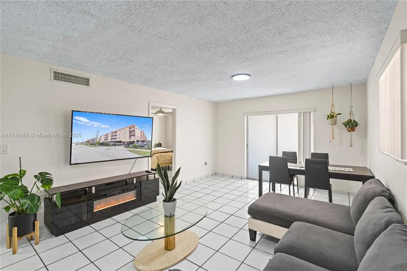 Picture of 6175 W 20Th Ave # 311, Hialeah FL 33012