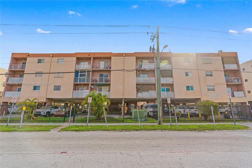 Picture of 6175 W 20Th Ave # 311, Hialeah FL 33012