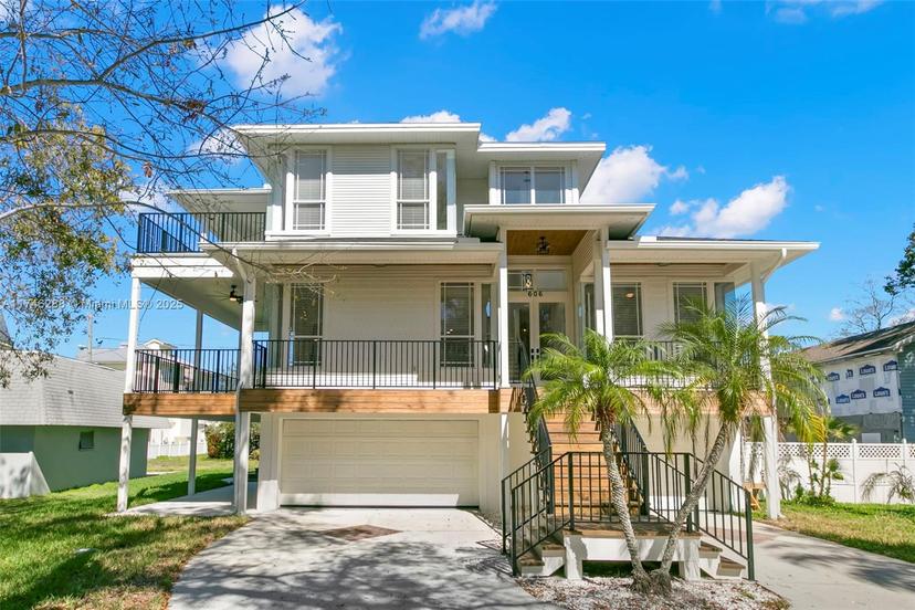 Picture of 606 Indiana Ave, Palm Harbor FL 34681
