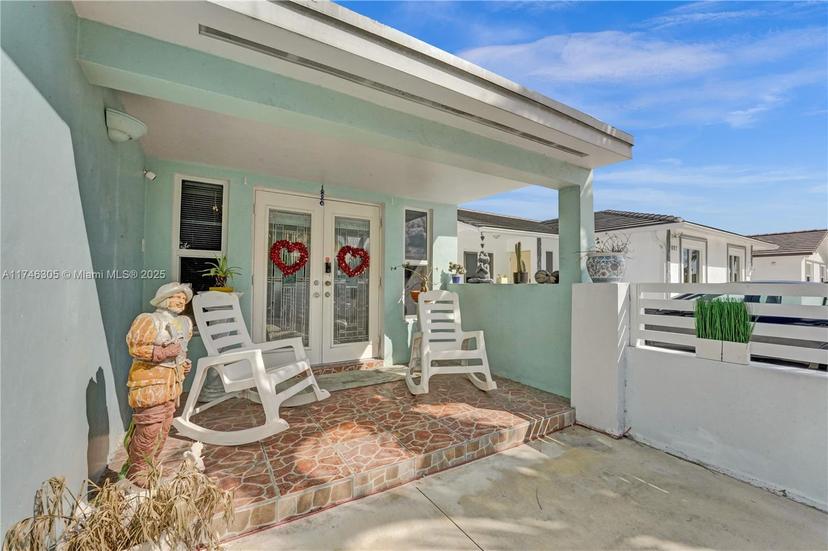Picture of 881 SW 137Th Ct, Miami FL 33184