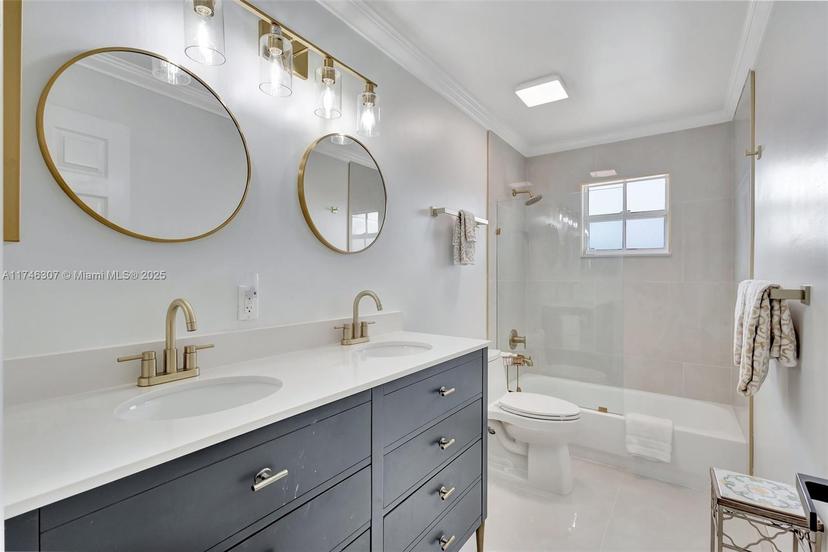 Picture of 1826 Capeside Cir, Wellington FL 33414