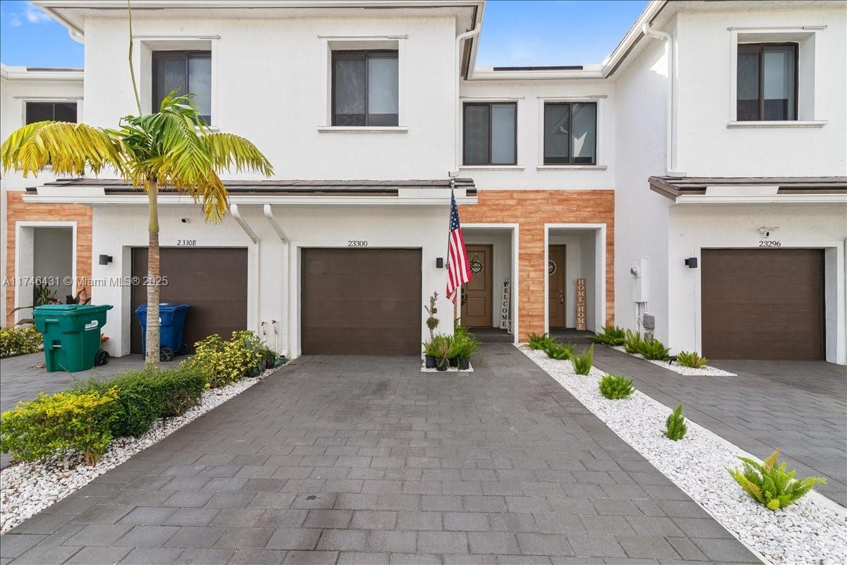 Picture of 23300 SW 110Th Ct, Homestead, FL 33032