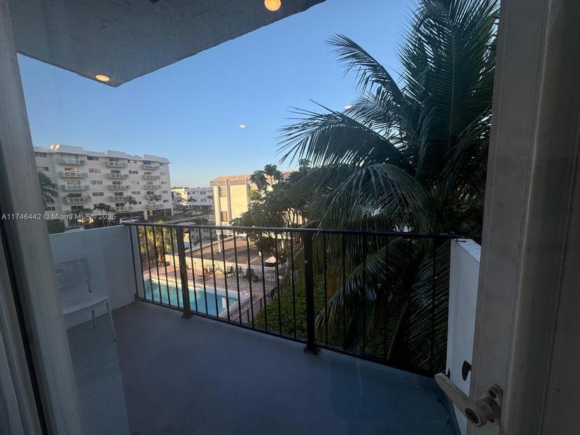 Picture of 3642 NE 171St St # 306, North Miami Beach FL 33160