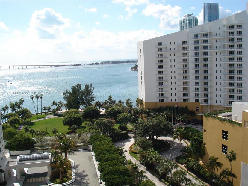Picture of 770 Claughton Island Dr # 1708, Miami FL 33131