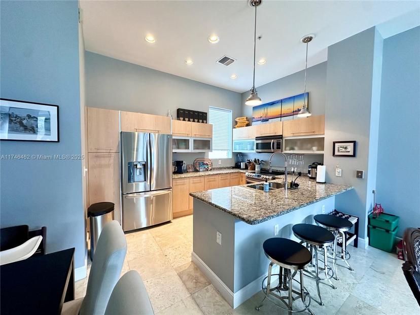 Picture of 317 NE 7Th St # 317, Fort Lauderdale FL 33304