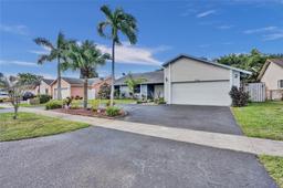 Picture of 5161 NW 81St Ter, Lauderhill, FL 33351