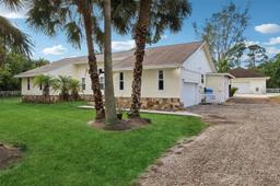 Picture of 11352 Persimmon Blvd, West Palm Beach, FL 33411