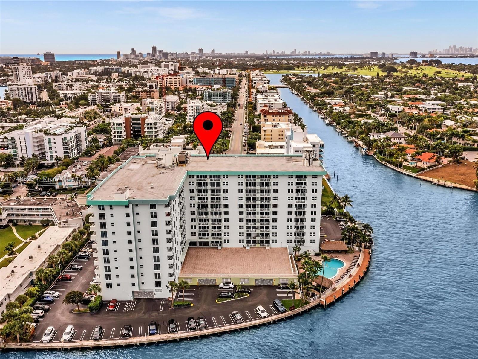 Picture of 10350 W Bay Harbor Dr # 7L, Bay Harbor Islands, FL 33154