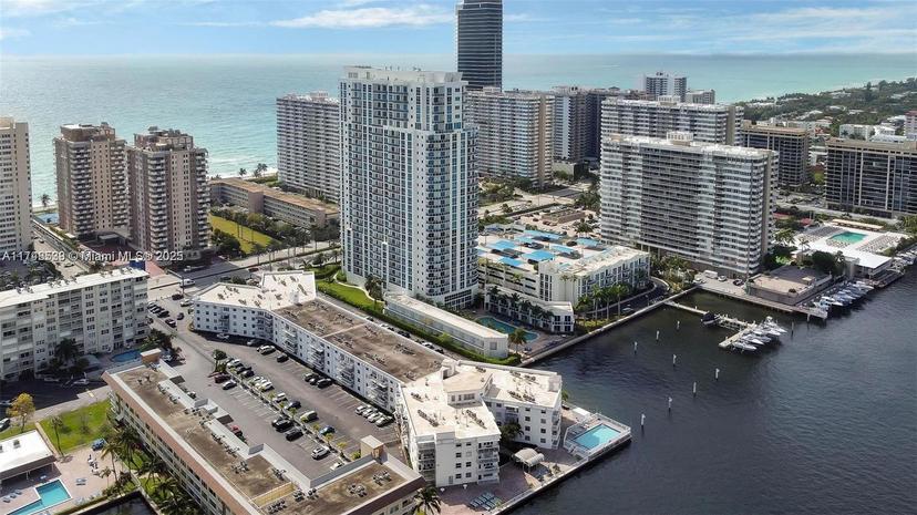 Picture of 1913 S Ocean Dr # 316, Hallandale Beach FL 33009