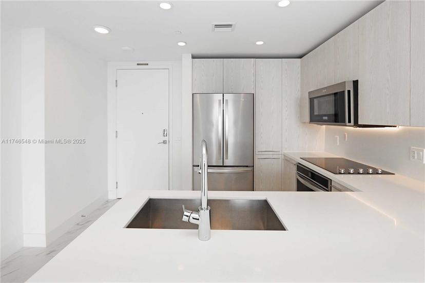 Picture of 2000 Metropica Way # 1708, Sunrise FL 33323