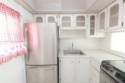 Picture of 2930 Point East Dr # E107, Aventura, FL 33160