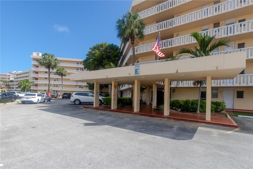 Picture of 2930 Point East Dr # E107, Aventura FL 33160