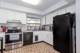 Picture of 11024 SW 132Nd Ct # 4, Miami, FL 33186