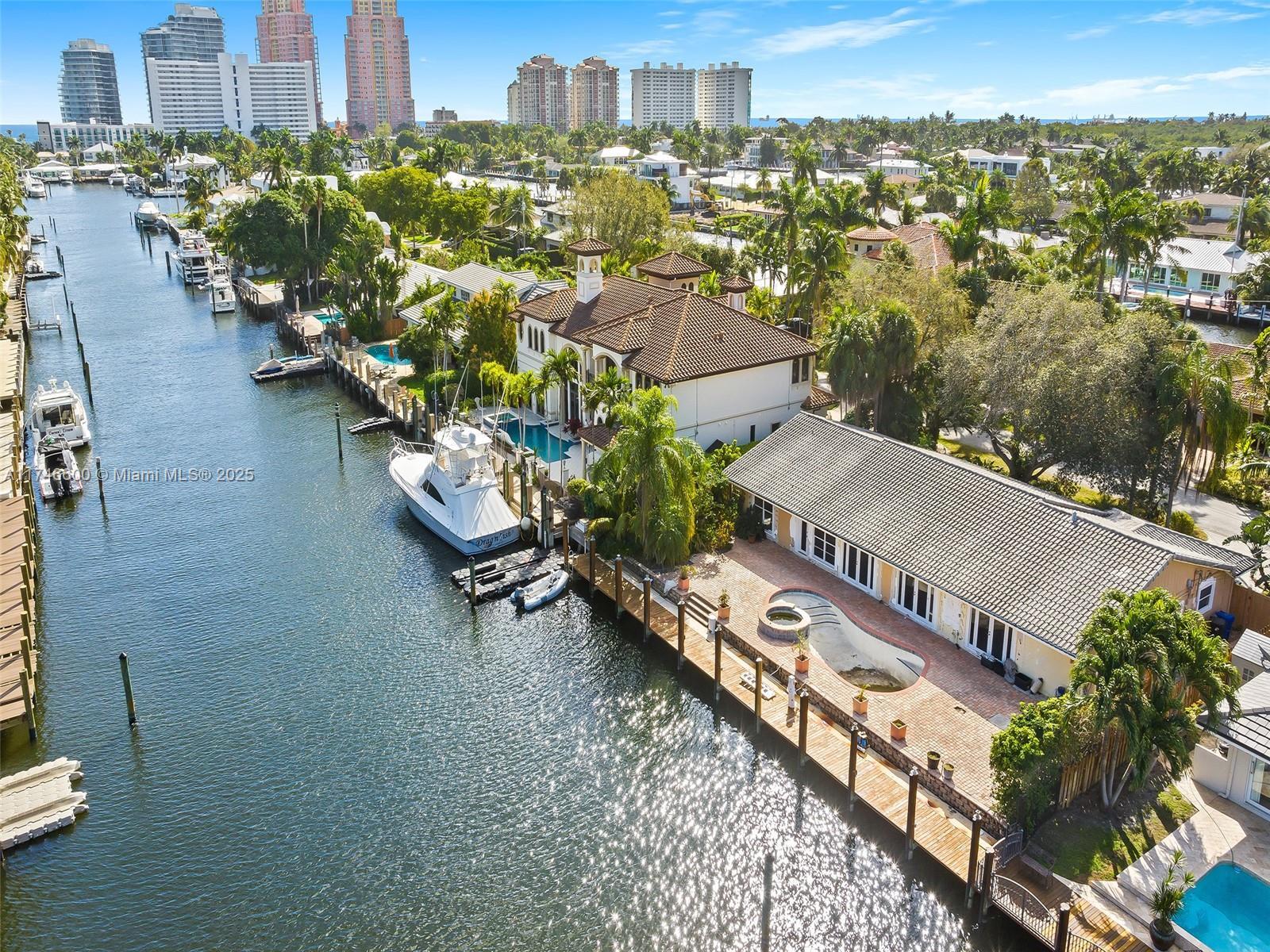 Picture of 2823 NE 24Th Place, Fort Lauderdale, FL 33305