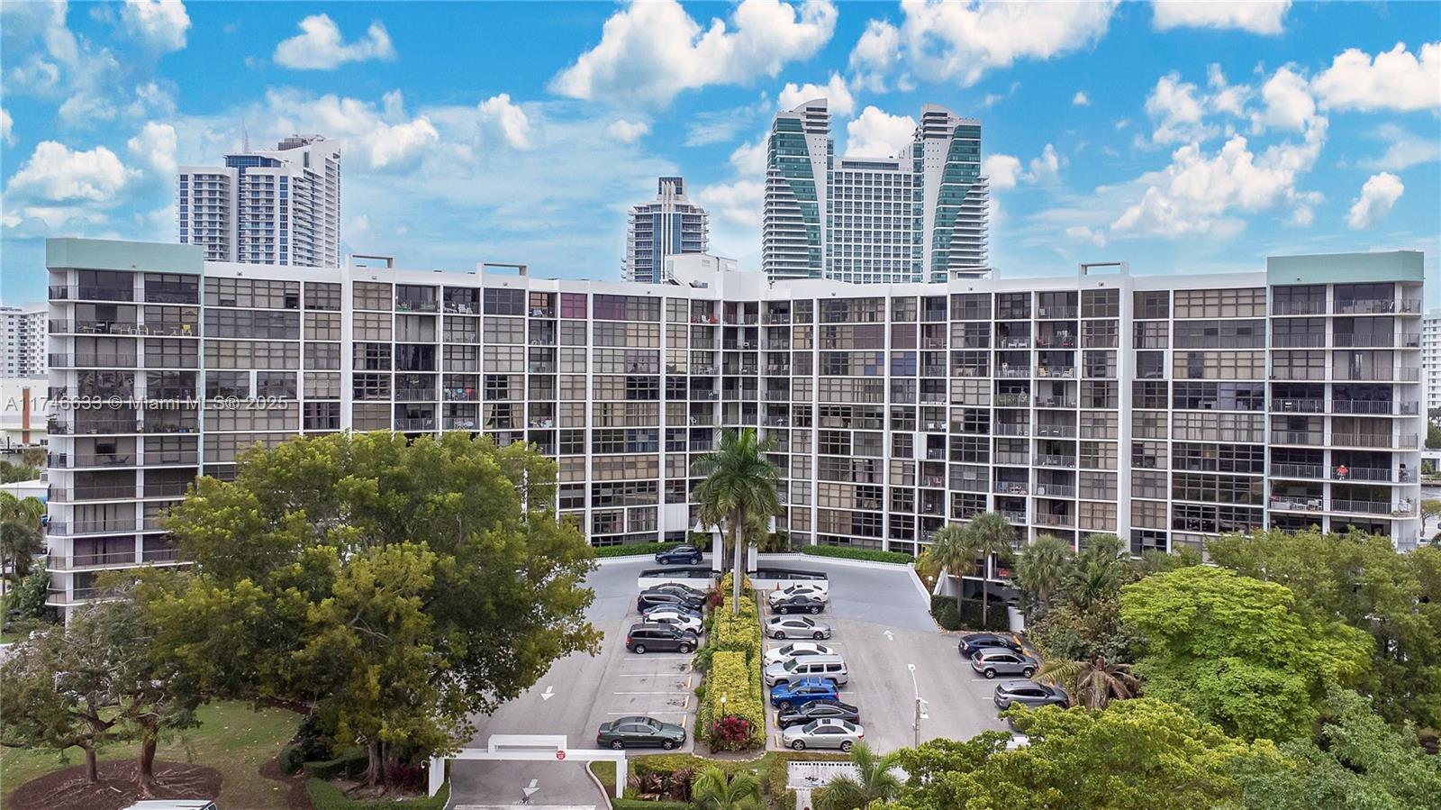 Picture of 400 Leslie Dr # 603, Hallandale Beach, FL 33009