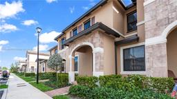 Picture of 3290 W 114Th Ter # 3290, Hialeah, FL 33018