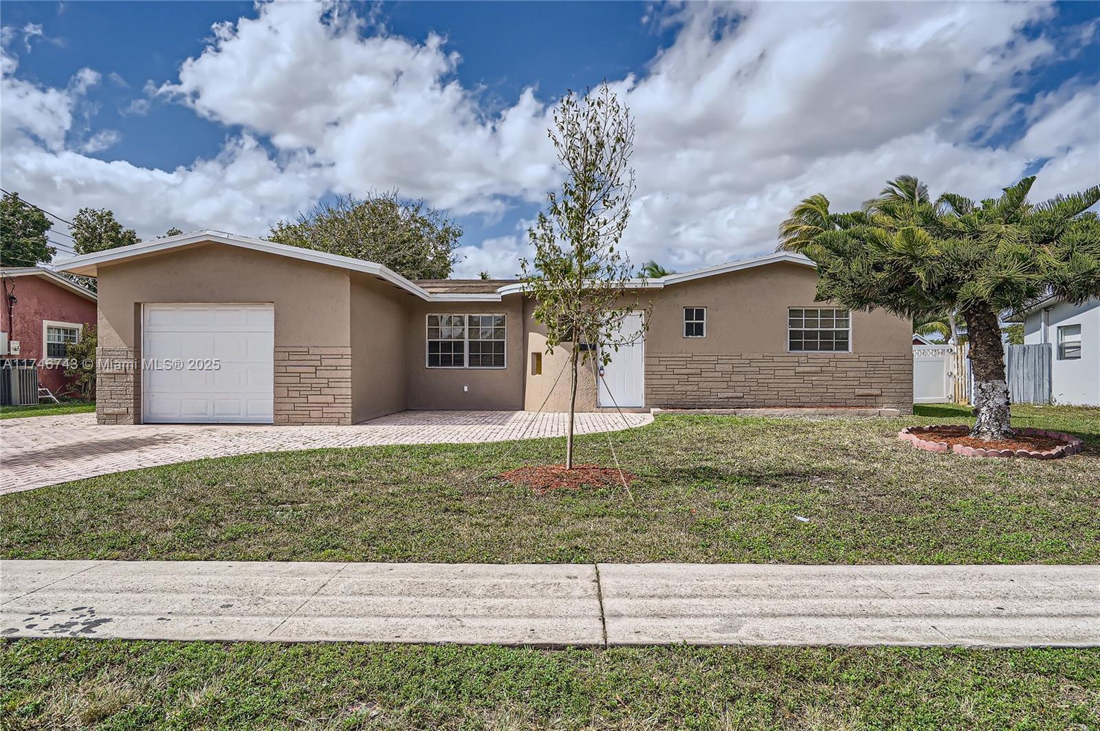 Picture of 2007 NW 60Th Ave, Sunrise, FL 33313